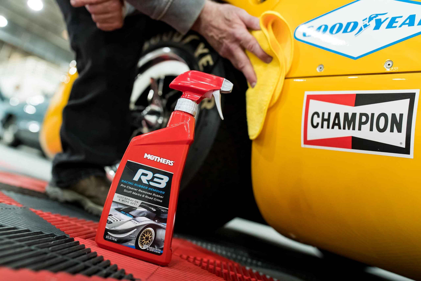 Mothers 09224 R3 Racing Rubber Remover - 24 oz. - Track Minded HPDE, LLC